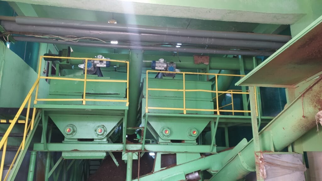 Задвижвания на коритообразни шнекове