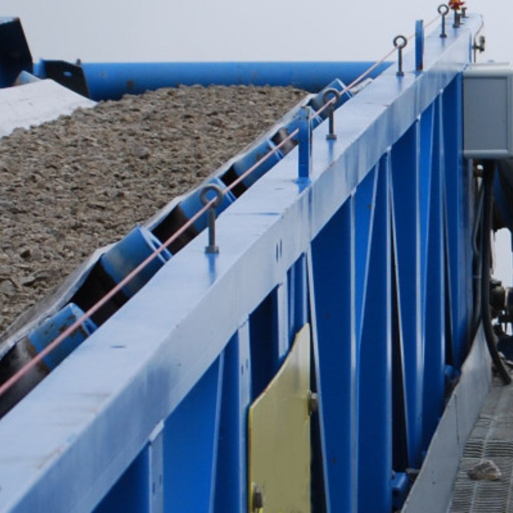 Лентови транспортьори