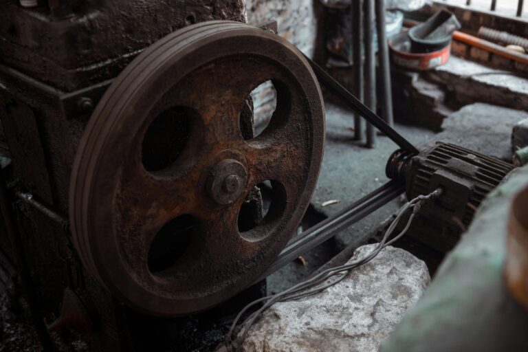 Непланирани престои - какво показва доклада на ABB за 2025